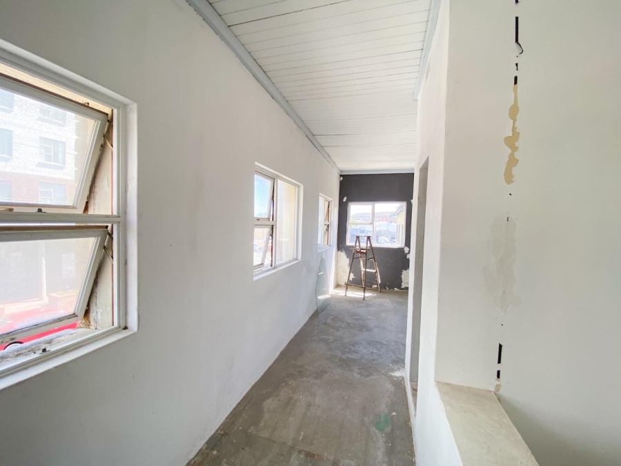To Let commercial Property for Rent in Salt River Western Cape